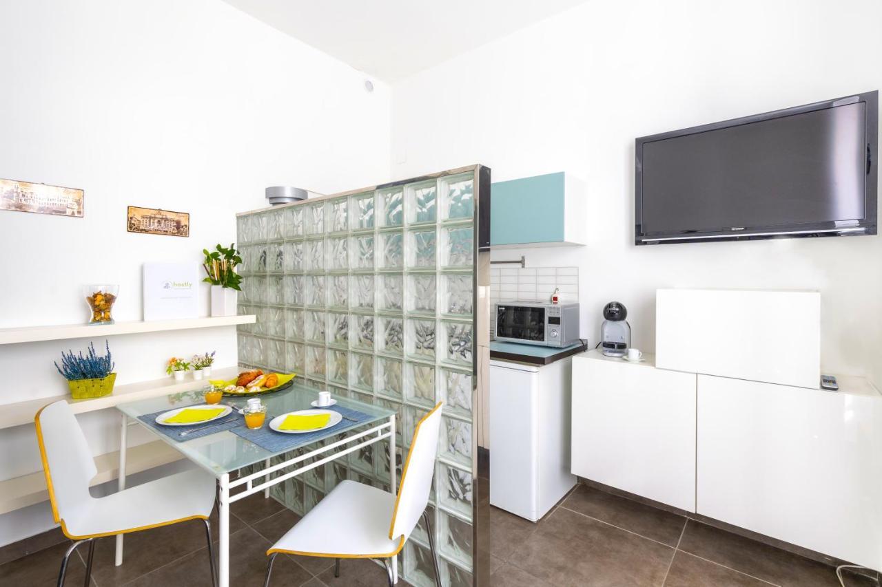 Hostly - Nicole Apartment Volturno- Full Rome Center Экстерьер фото