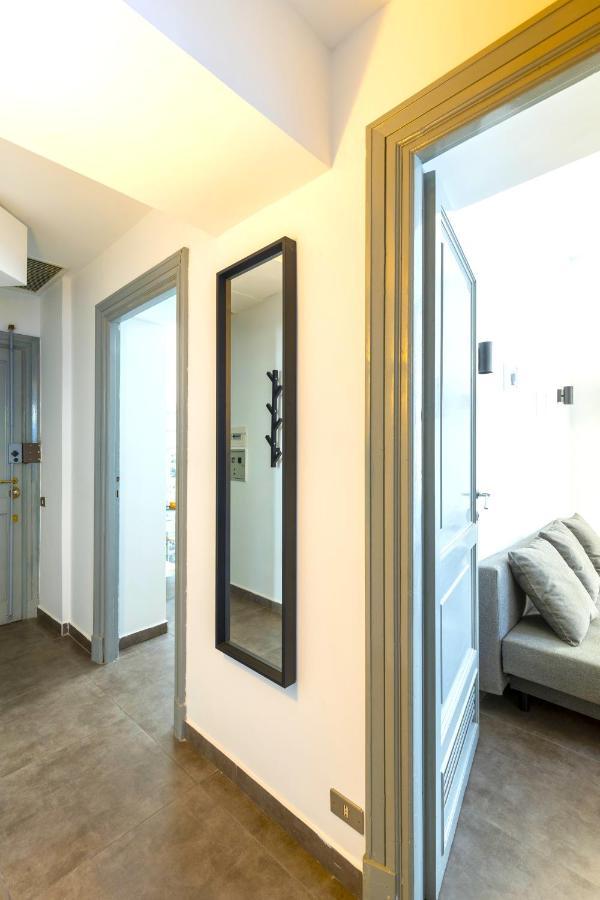 Hostly - Nicole Apartment Volturno- Full Rome Center Экстерьер фото